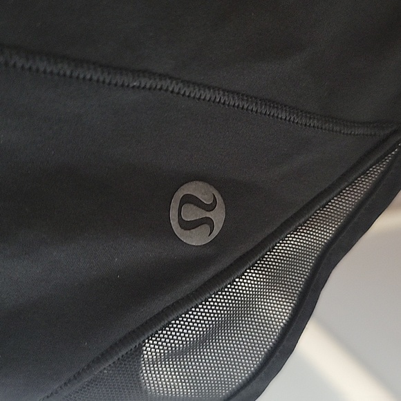 LULULEMON Black Activewear Performance Workout Exercise Preppy Running Shorts 6 - Picture 5 of 7